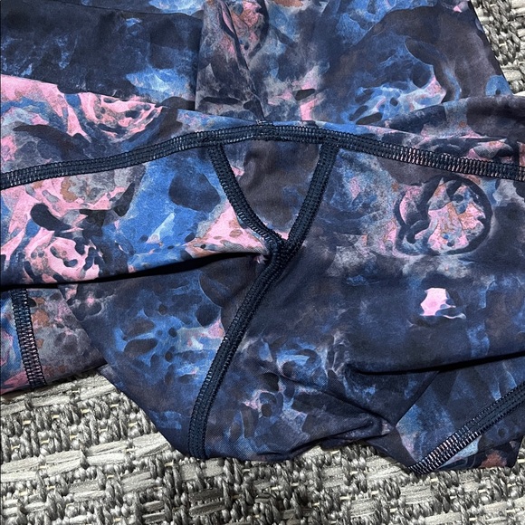 Lululemon | If You're Lucky Pant *Full-On Luxtreme - Picture 10 of 15